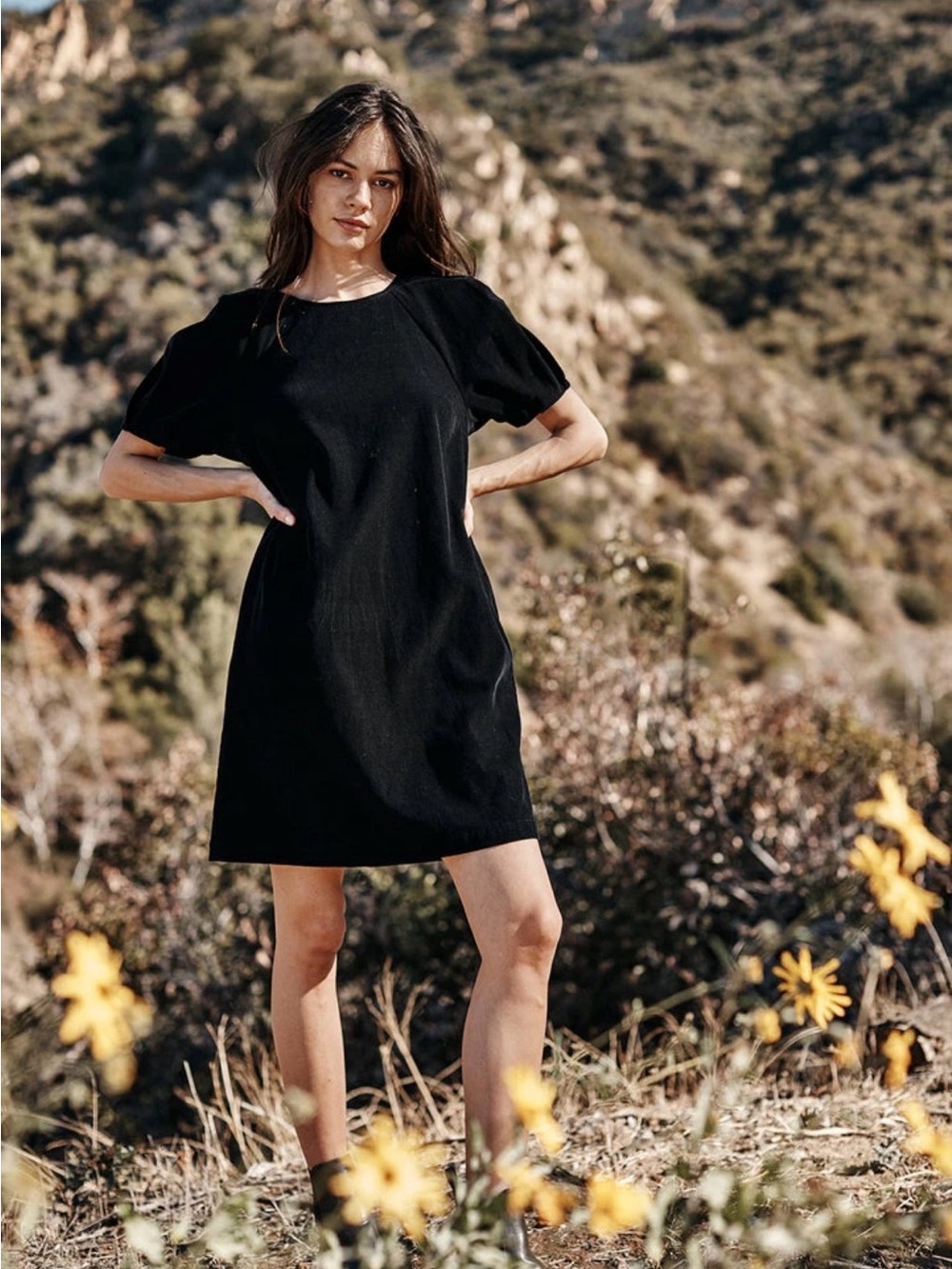 Velvet by graham and spencer Ryleigh corduroy Black Puff-Sleeve Shift Dress XS
